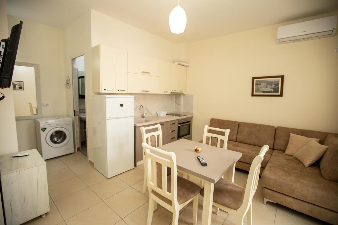 Apartment Velipoja Apartments